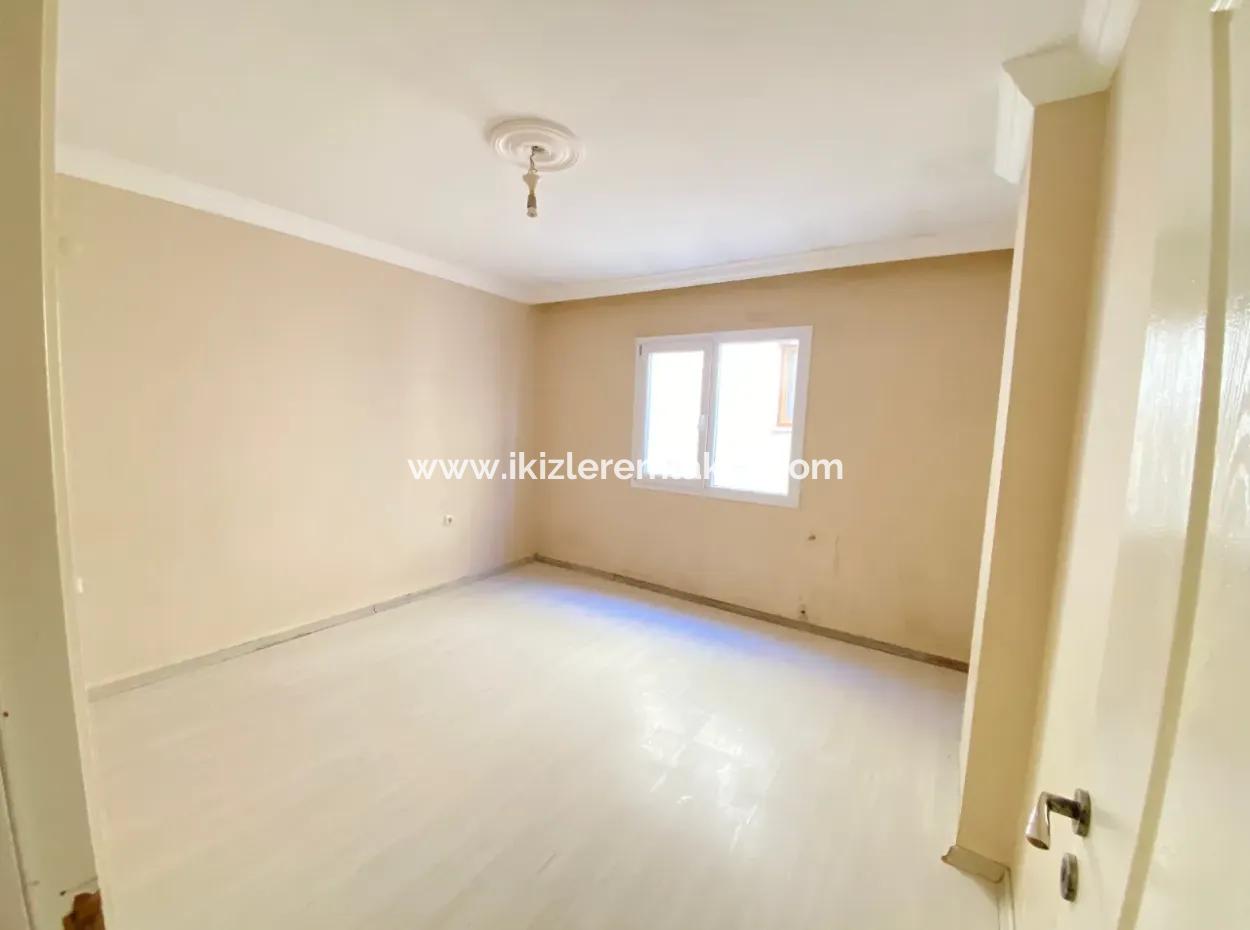 Seferihisar Ürkmezde Denize Yakın Satılık 2+1 Daire