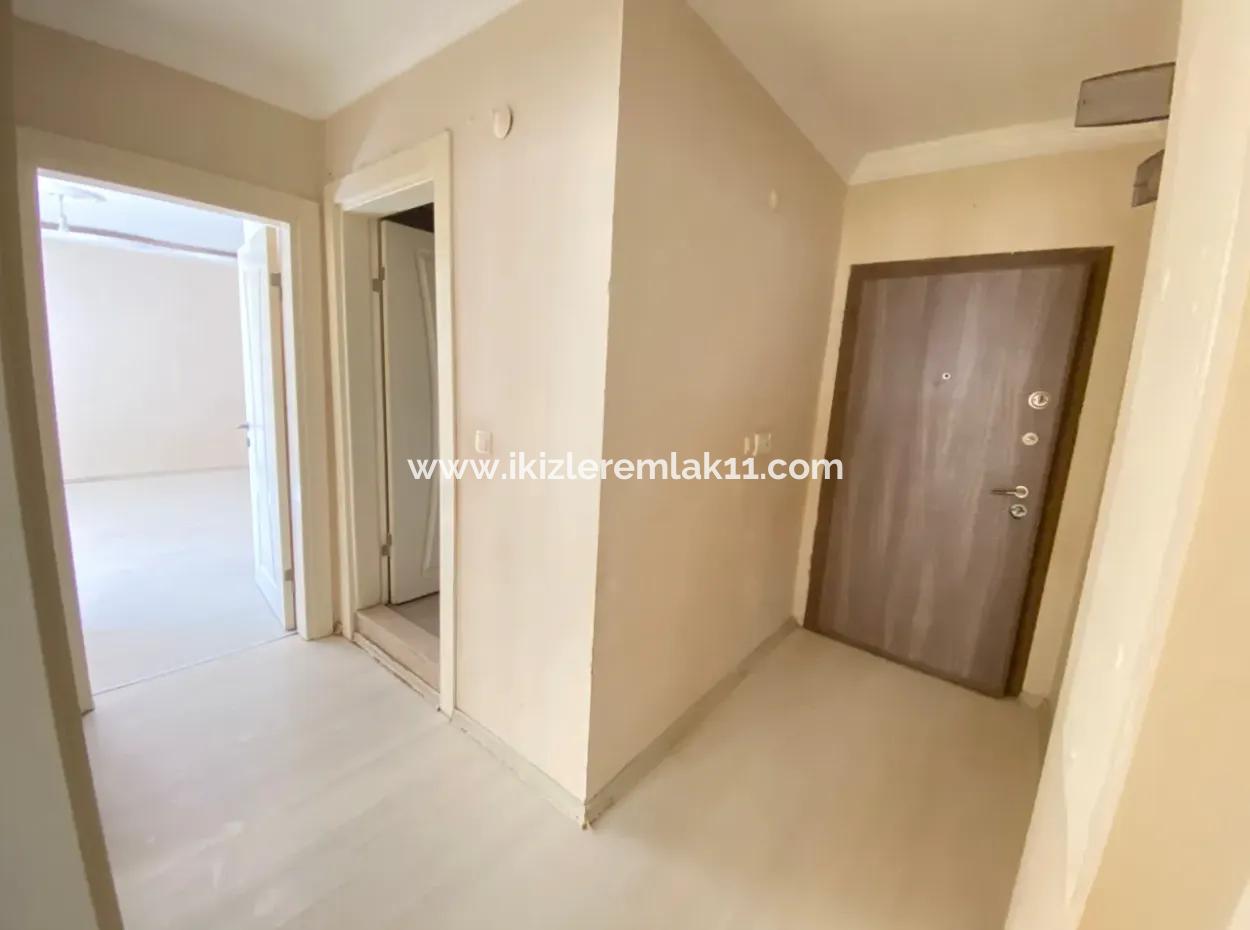 Seferihisar Ürkmezde Denize Yakın Satılık 2+1 Daire