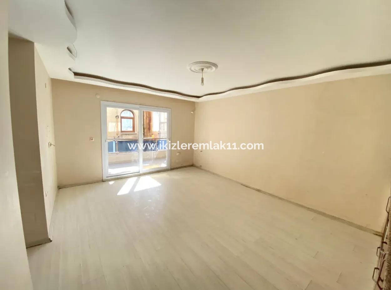 Seferihisar Ürkmezde Denize Yakın Satılık 2+1 Daire