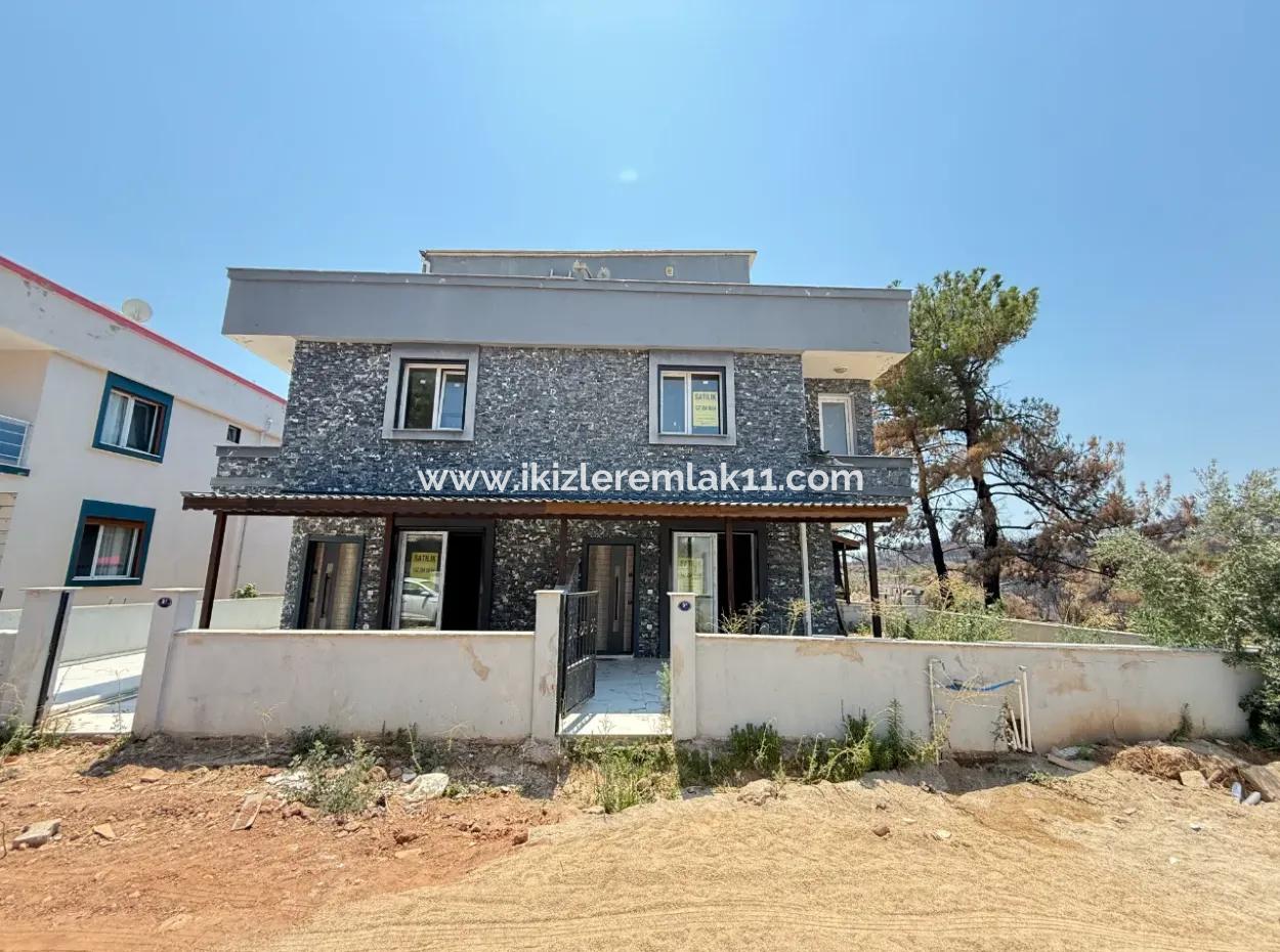 Seferihisar Doğanbey Payamlı Da Satılık Sıfır 3+1 Villa