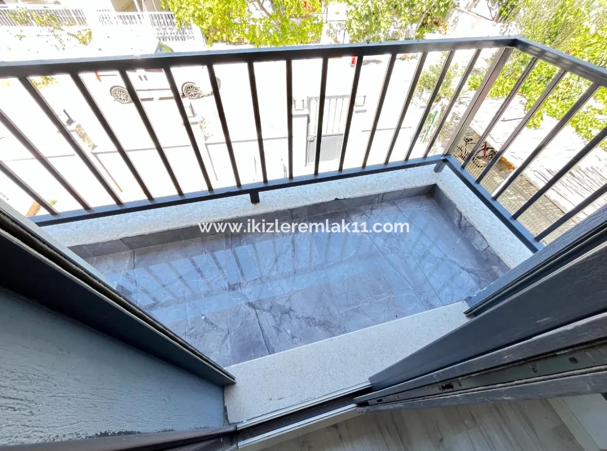 Seferihisar Doganbey'de Satılık 390 M2 Bahçe İçinde Tek Müstakil 3+1 Ebeveynli Villa