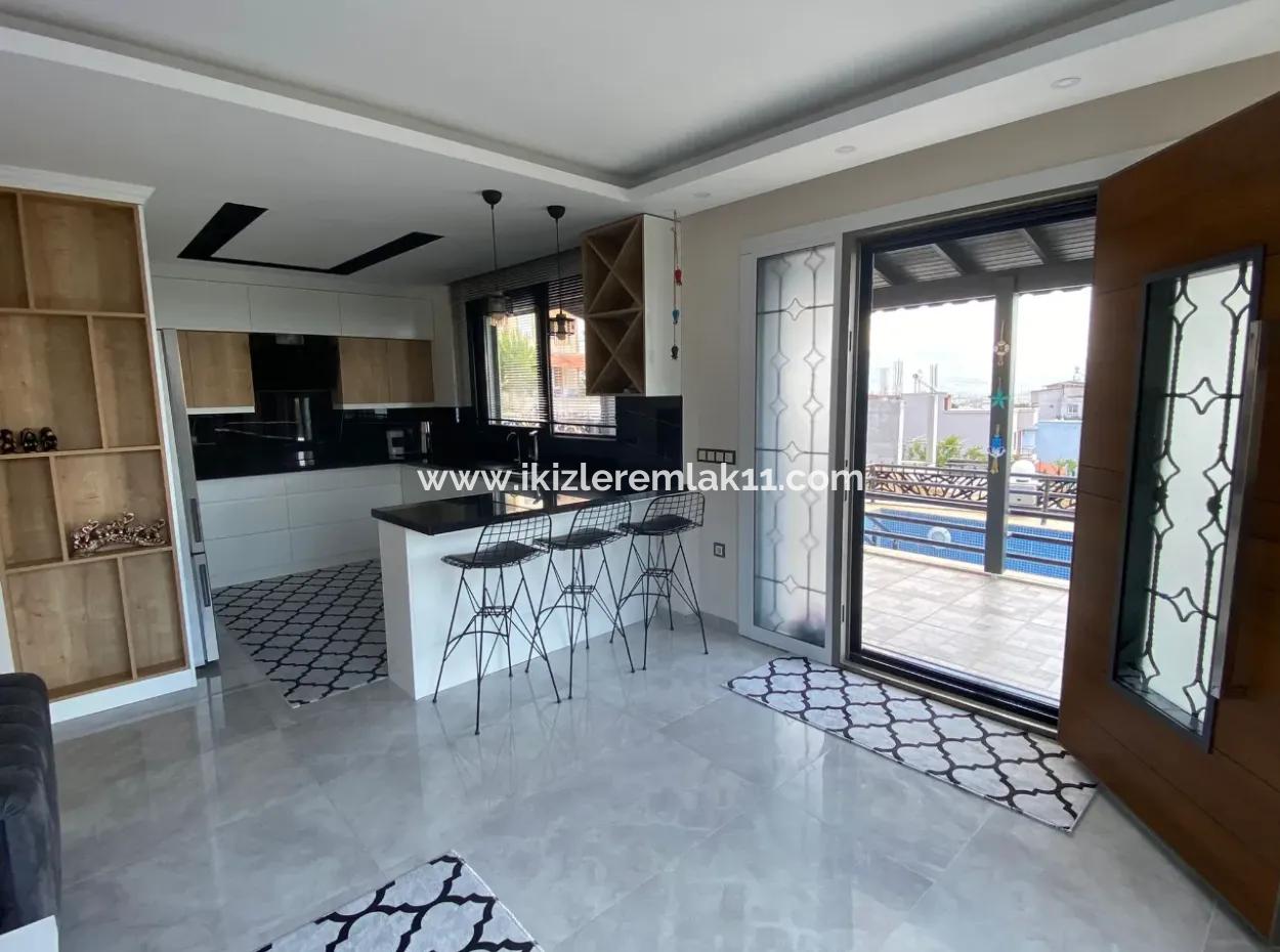 Seferihisar Doğanbey'de Satılık 3+1 Müstakil Deniz Manzaralı Havuzlu Villa