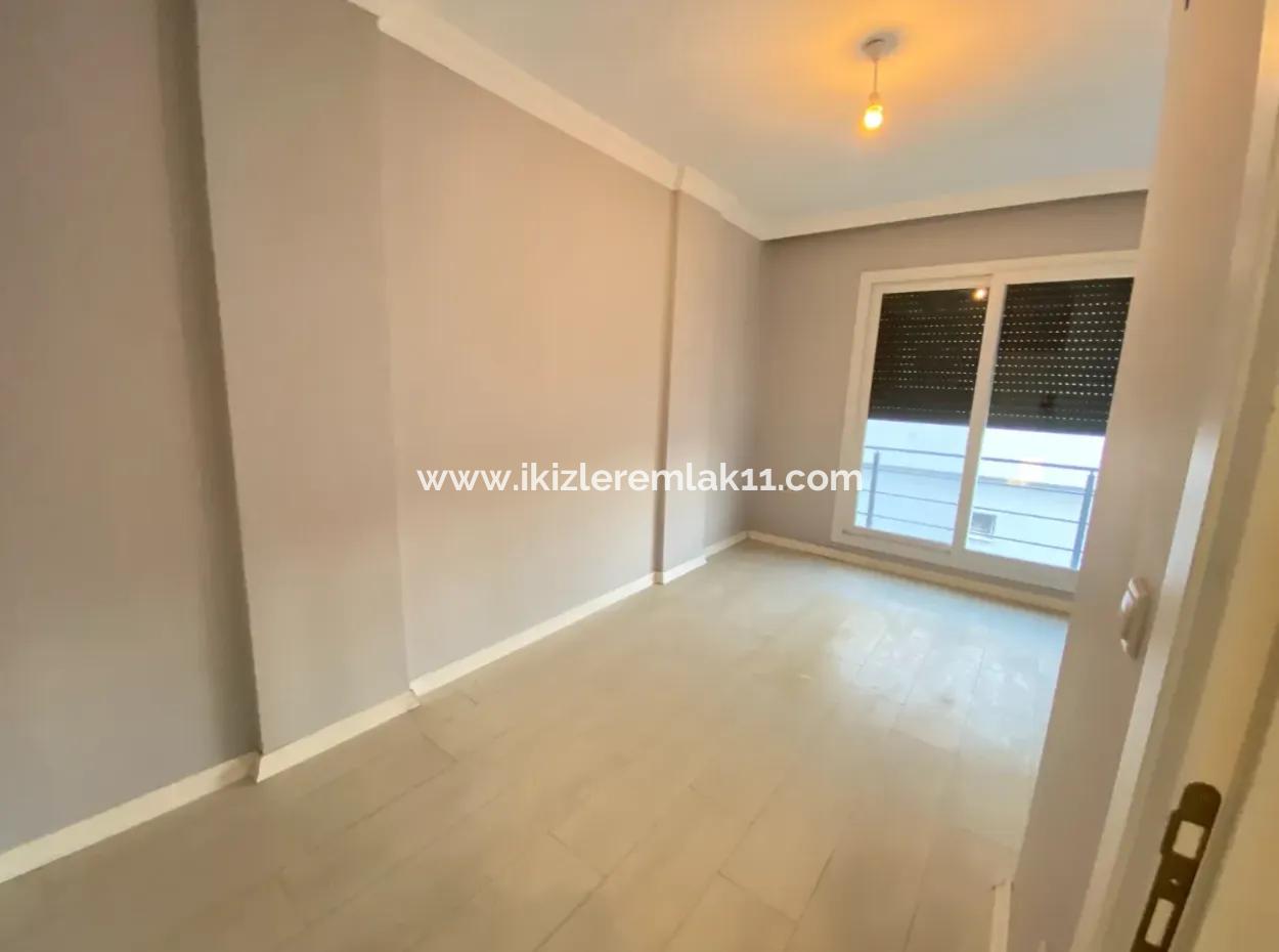 Seferihisar Ürkmez’de Uygun Fiyata Satılık 3+1 Bahceli Villa