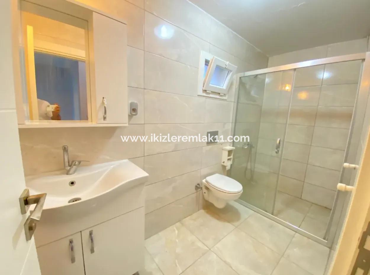 Seferihisar Ürkmez’de Uygun Fiyata Satılık 3+1 Bahceli Villa