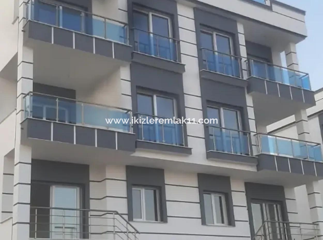 Seferihisar Doğanbey'de Deniz Manzaralı Sıfır 5+1 Villa