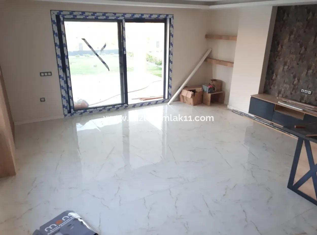 İzmir Seferihisar Payamlı'da Deniz'e 100 Metre, Müstakil Yazlık Villa