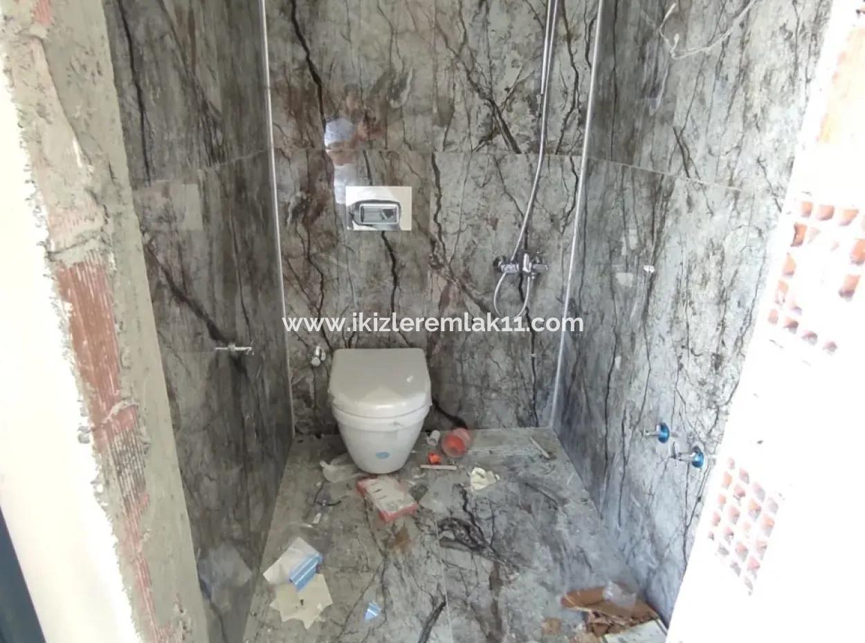 Seferihisar Ürkmez'de Deniz Tarafında Denıze 100 M,  Satılık İkiz Müstakıl Vılla