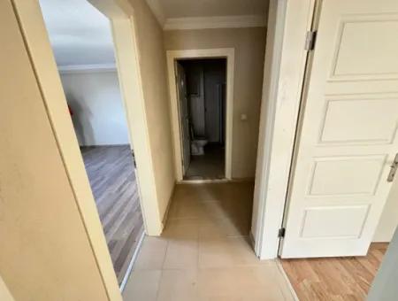 Seferihisar Ürkmez'de Satılık 2+1 Ayrı Mutfak Masrafsız Daire