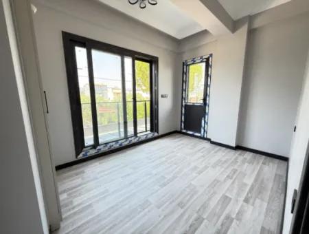 Seferihisar Doğanbey'de Satılık 3+1 Müstakil Sıfır Geniş Bahçeli Villa