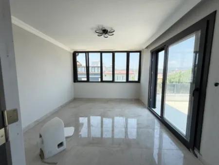 Seferihisar Doğanbey'de Satılık 3+1 Müstakil Sıfır Geniş Bahçeli Villa