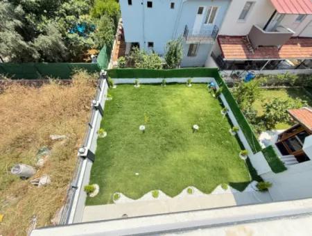 Seferihisar Doğanbey'de Satılık 3+1 Müstakil Sıfır Geniş Bahçeli Villa