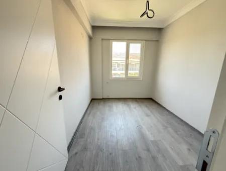Seferihisar Ürkmez'de Denize 300 M, Satılık 2+1 Masrafsız Daire