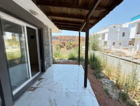 Seferihisar Doğanbey Payamlı Da Satılık Sıfır 3+1 Villa