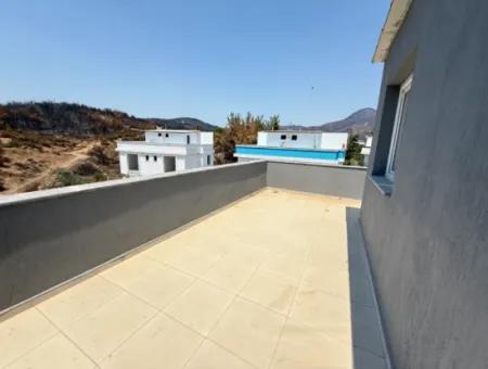 Seferihisar Doğanbey Payamlı Da Satılık Sıfır 3+1 Villa