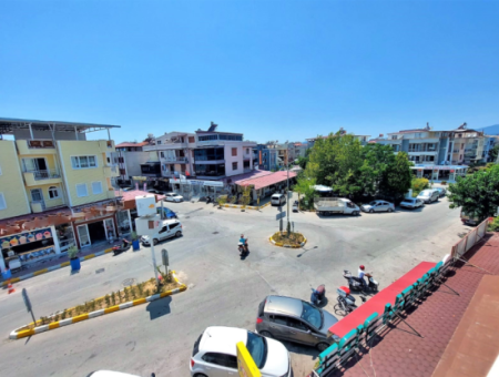 Seferihisar Ürkmez Merkezde Satılık 3 + 1 Ara Kat 110 Metre² Daire