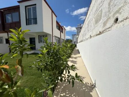 Seferihisar Doganbey Payamlı'da Satılık Sıfır Bahçeli 2+1 Villa
