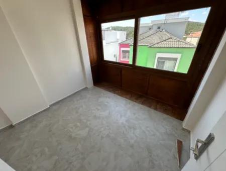 Seferihisar Doganbey Payamlı'da Satılık Sıfır Bahçeli 2+1 Villa