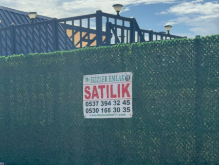 Seferihisar Kavaklıdere’de Satılık 300 Metre² Bahçe İçinde Müstakil 2 + 1 Yazlık