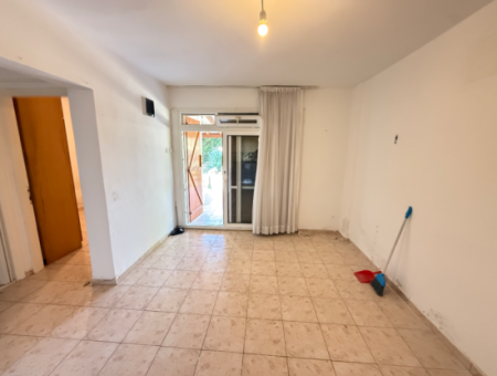 Seferihisar Doğanbey Deniz Tarafında Tek Katlı Müstakil 2 + 1 240 Metre² Bahçe İçinde Yazlık