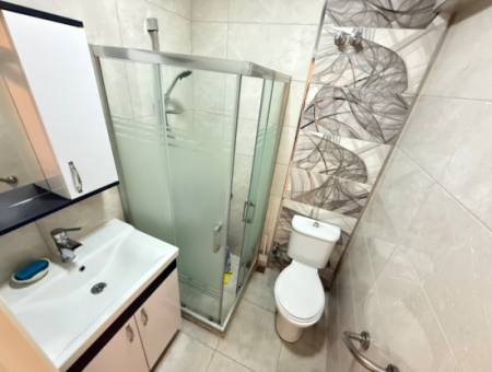 Seferihisar Doğanbey Deniz Tarafında Tek Katlı Müstakil 2 + 1 240 Metre² Bahçe İçinde Yazlık