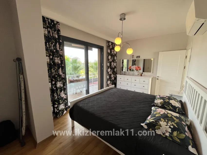 Seferihisar Ürkmez Bengiler Mah. Satılık 3+1 Yazlık - 160 m²