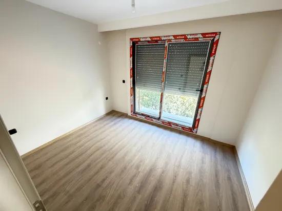 🏡 Seferihisar Ürkmez’de Site İçerisinde Havuzlu Sıfır Lüks Villa