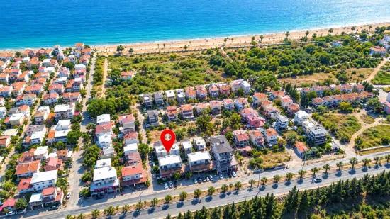 Seferihisar Bengiler’de Deniz Tarafında, Havuzlu Sitede Satılık 3+1 Dubleks Daire!