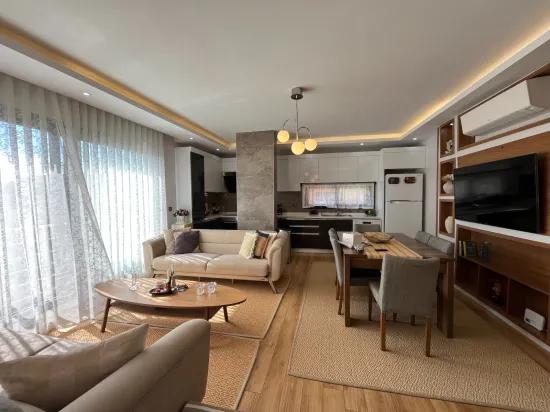 Seferihisar Bengiler’de Deniz Tarafında, Havuzlu Sitede Satılık 3+1 Dubleks Daire!