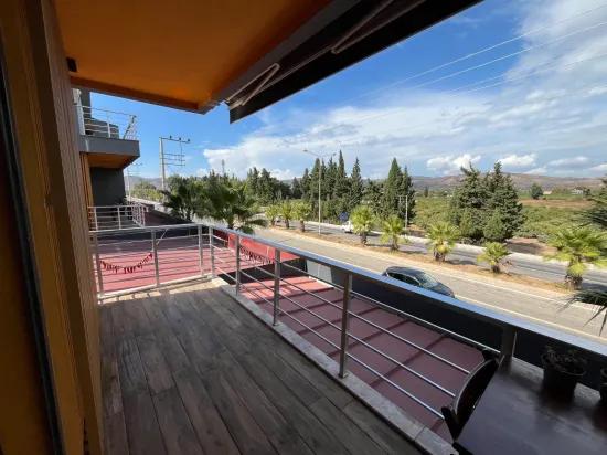 Seferihisar Bengiler’de Deniz Tarafında, Havuzlu Sitede Satılık 3+1 Dubleks Daire!